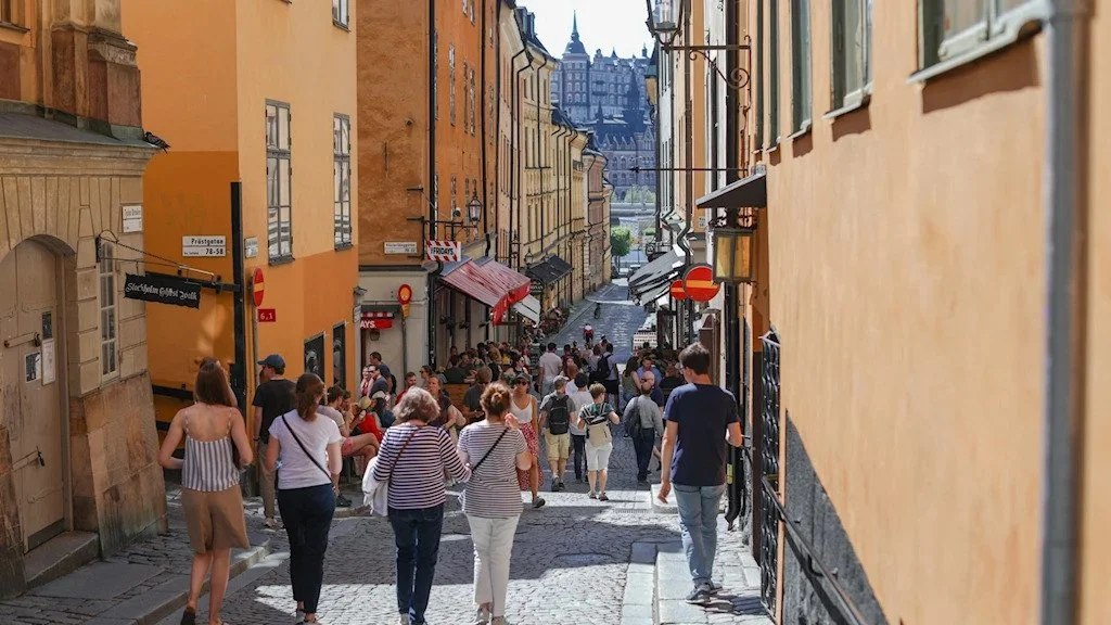 How Beauty Facilitates Walking and Physical Activity