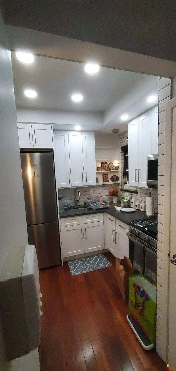 19th St. Kitchen.JPG
