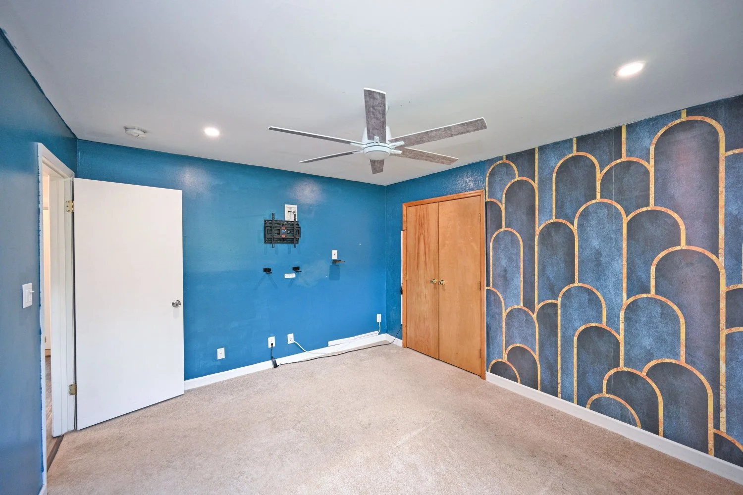 2908BlackHawkRd_24.jpg