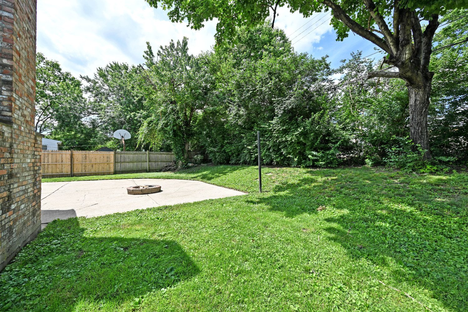 33BeverlyDr_33.jpg