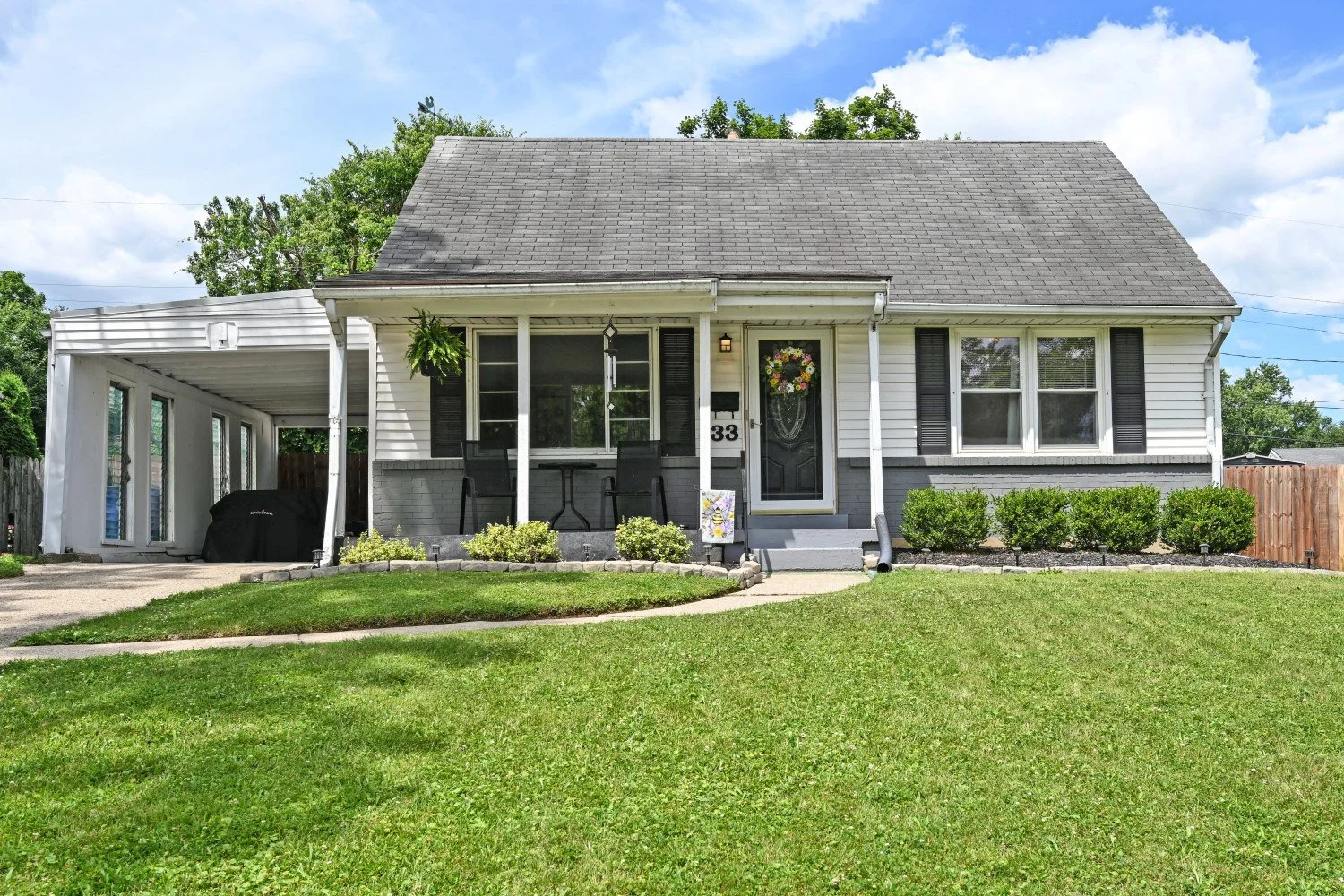 33BeverlyDr_1.jpg
