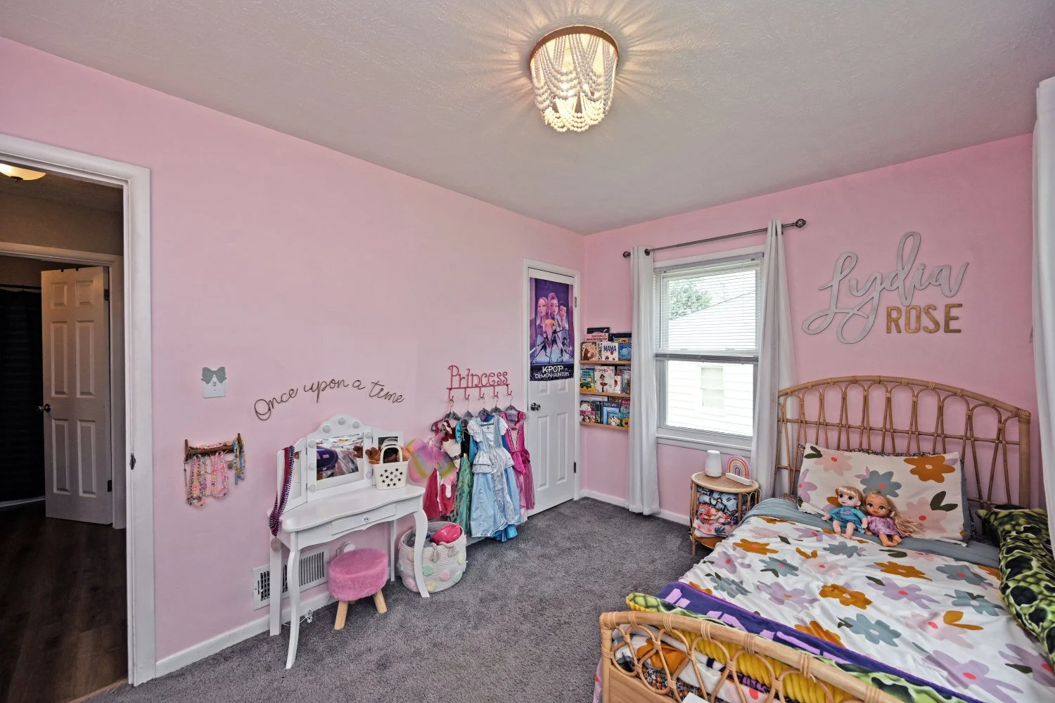 33BeverlyDr_24.jpg
