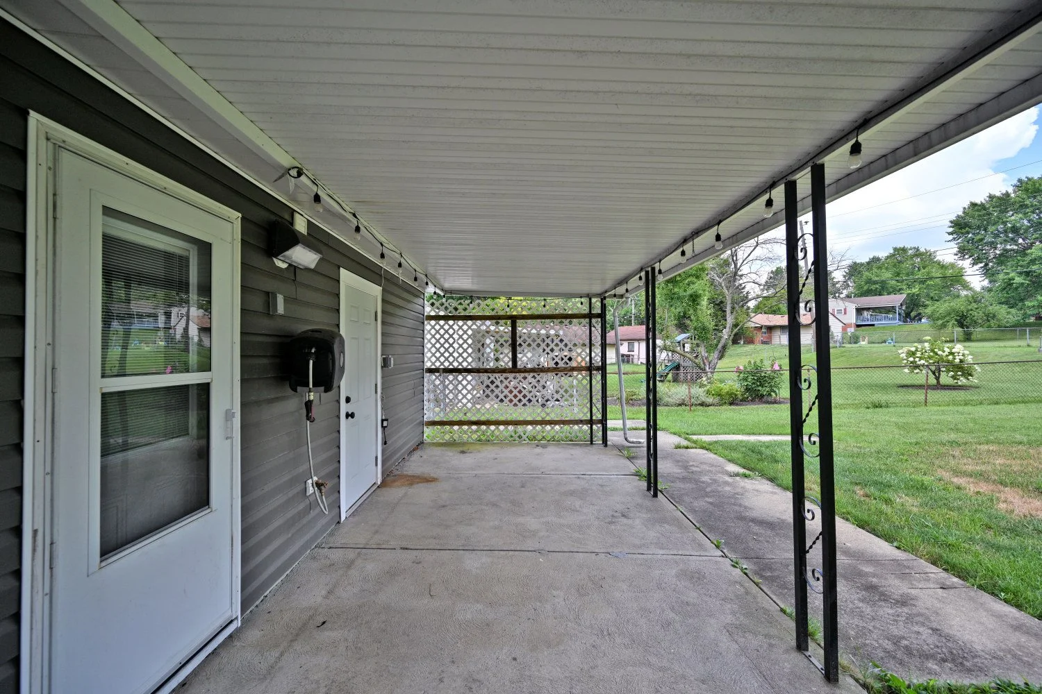 2908BlackHawkRd_33.jpg
