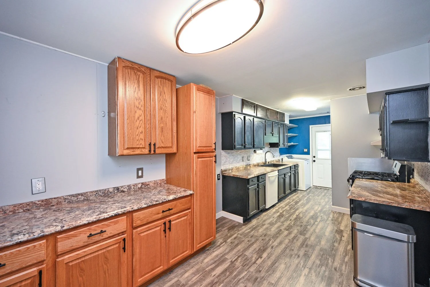 2908BlackHawkRd_13.jpg