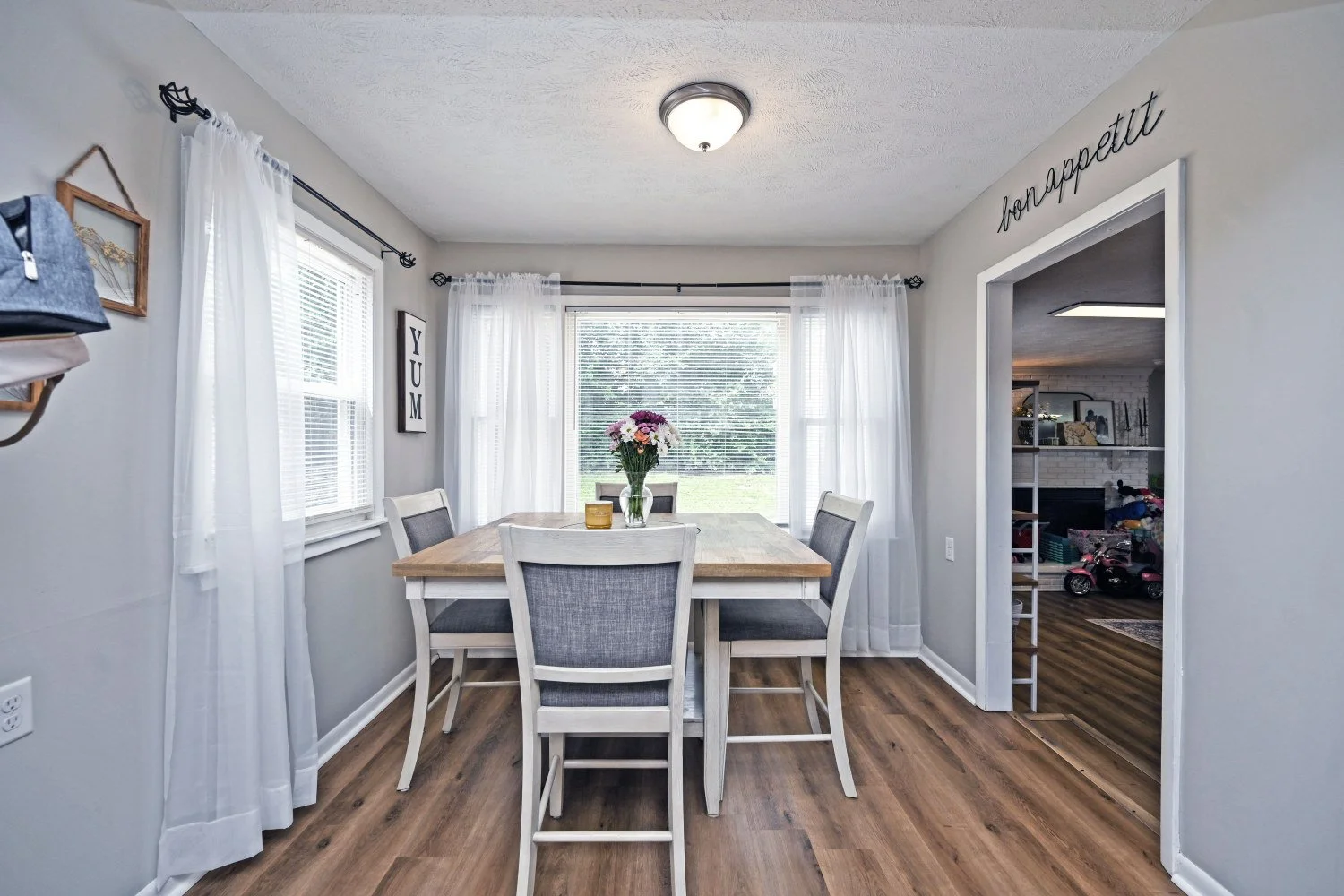 33BeverlyDr_14.jpg