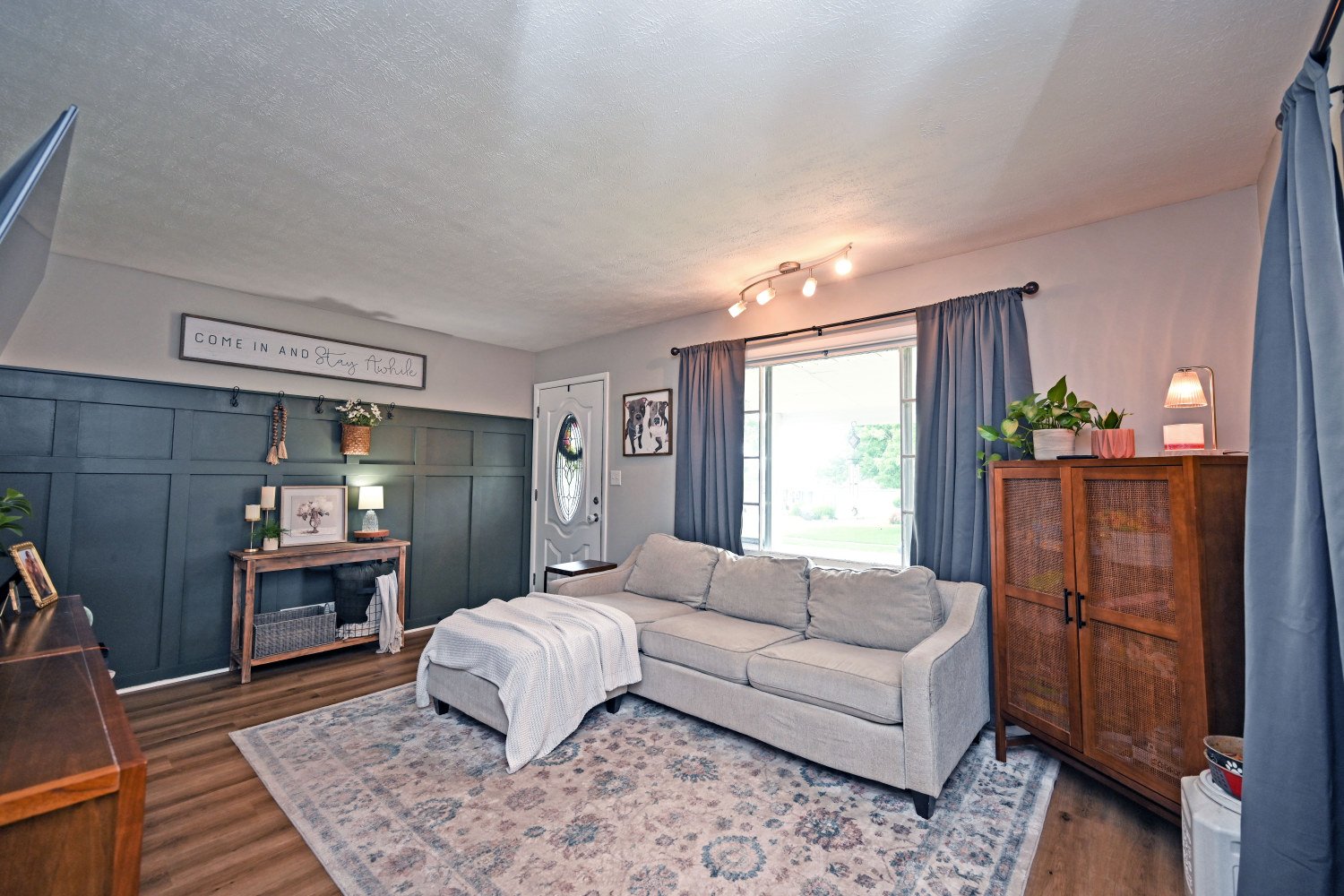 33BeverlyDr_9.jpg