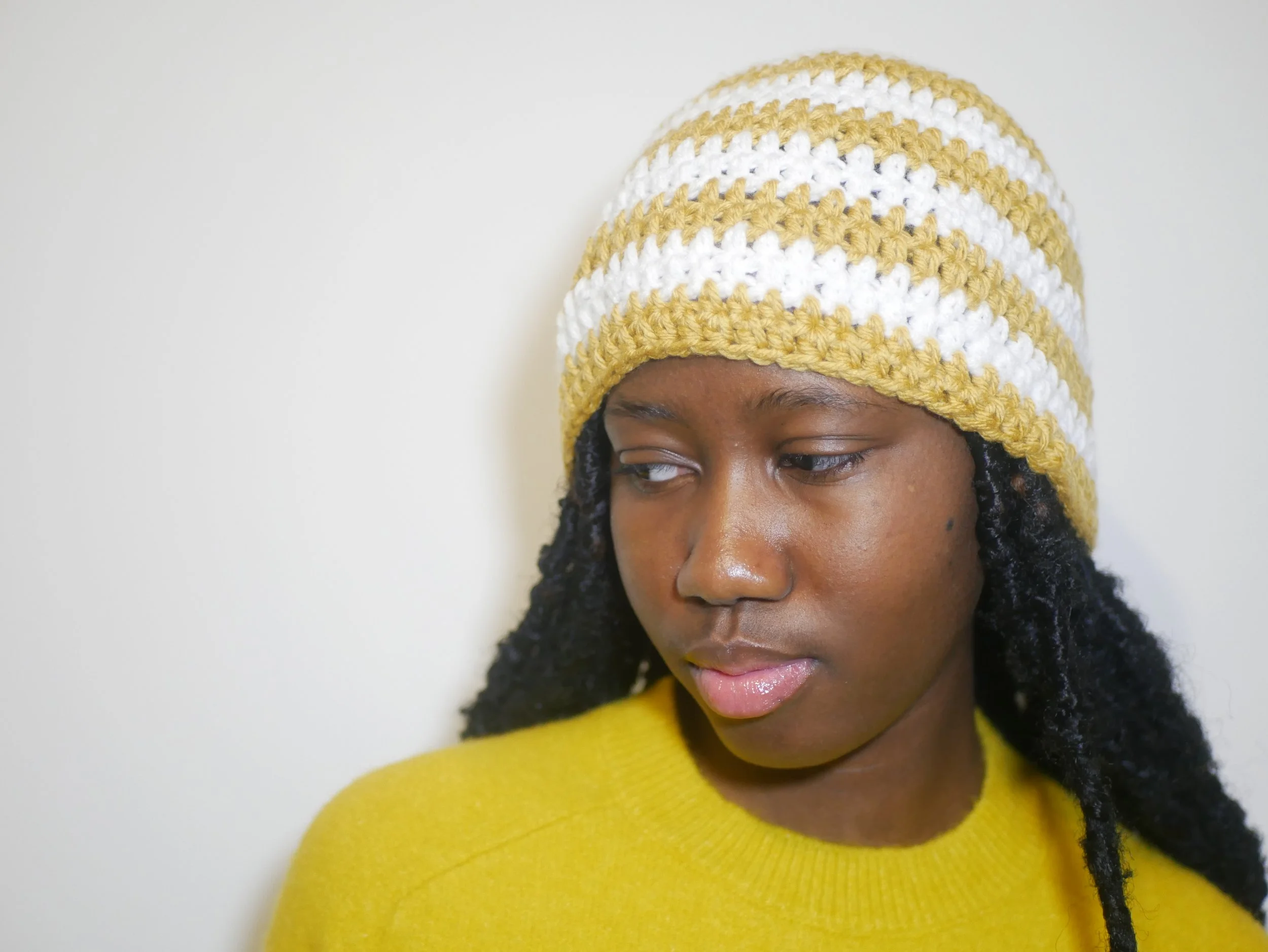 striped beanie - yellow+white