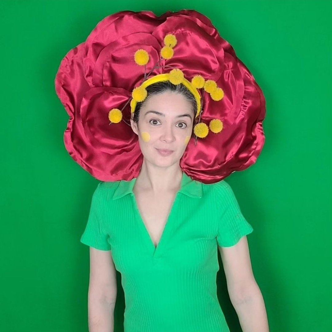 flower headpiece movie costume.jpg