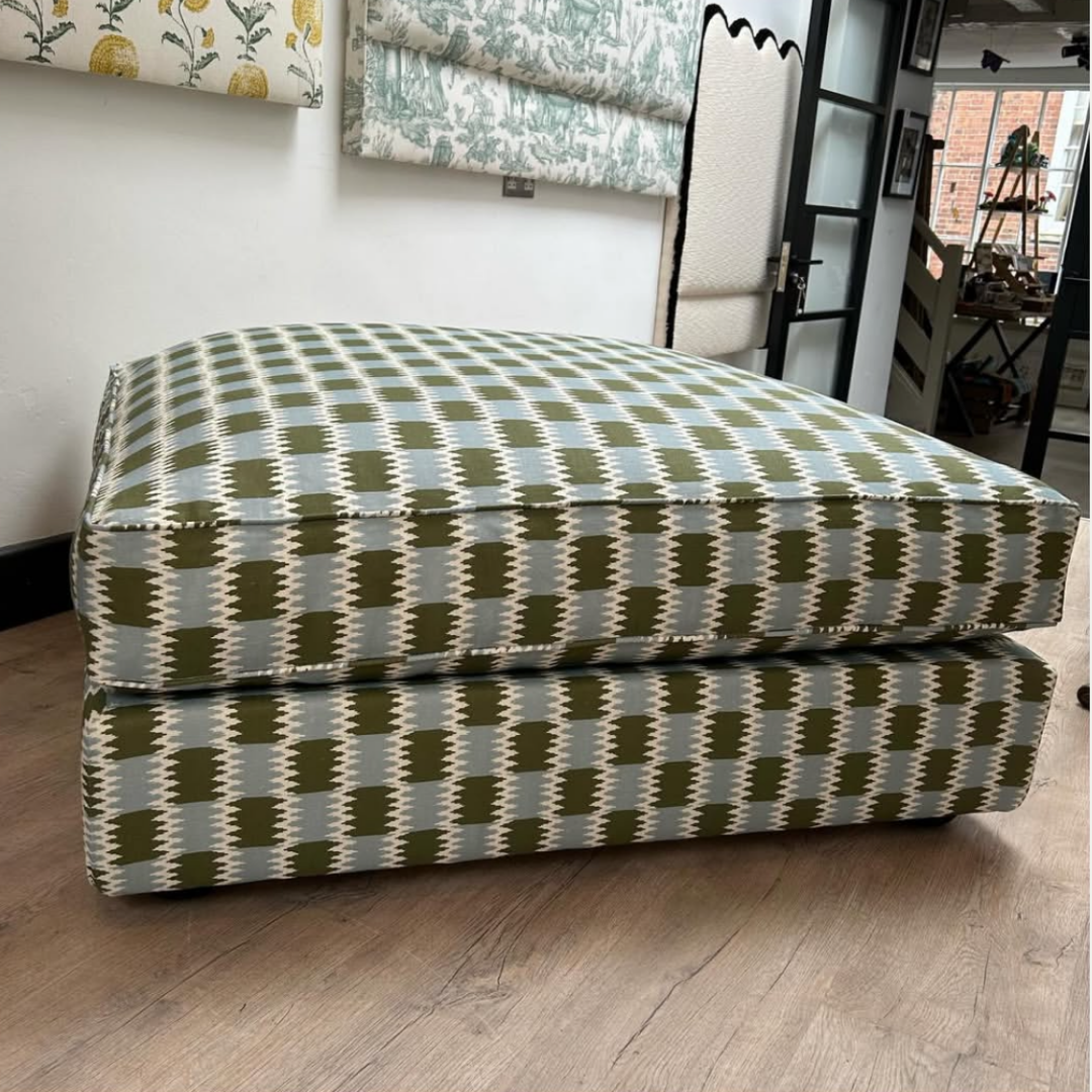 Rose Raw Rees Jess Osborne poof.png