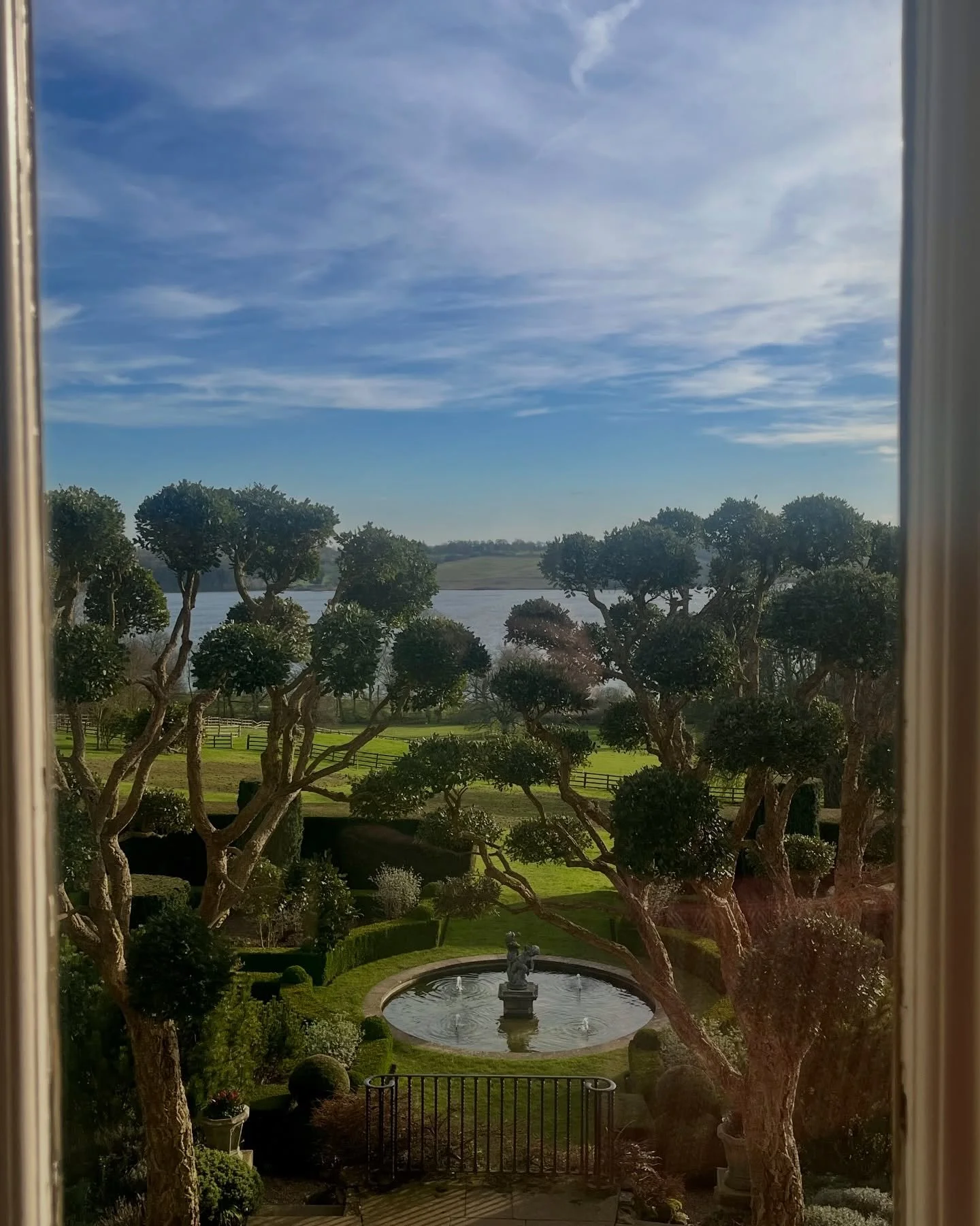 Few views are as coveted as those across Rutland Water.

📍 @hambleton_hall 

~

NOTSWOLDS | SIX COUNTIES.
ONE EXTRAORDINARY REGION 

~

Rutland &bull; Lincolnshire &bull; Northamptonshire &bull; Leicestershire &bull; Nottinghamshire &bull; Cambridge
