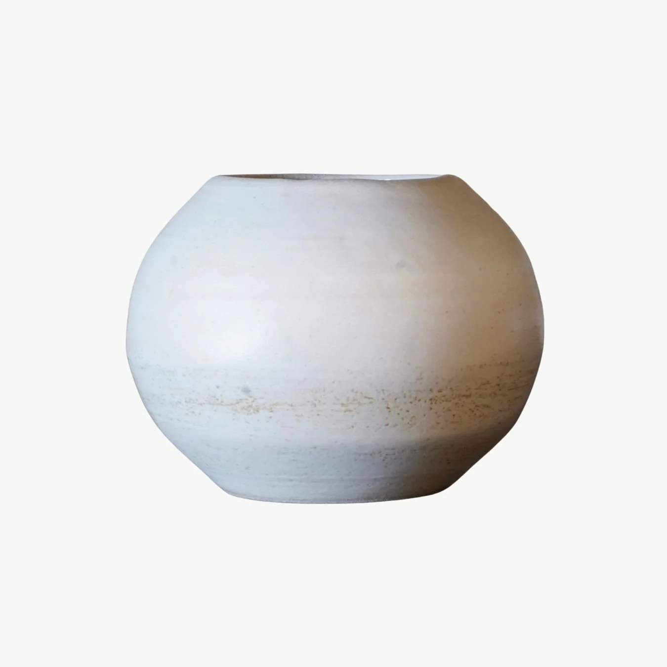 CREAM VASE WITH CONTRASTING GLAZE | Jackie Ankelen