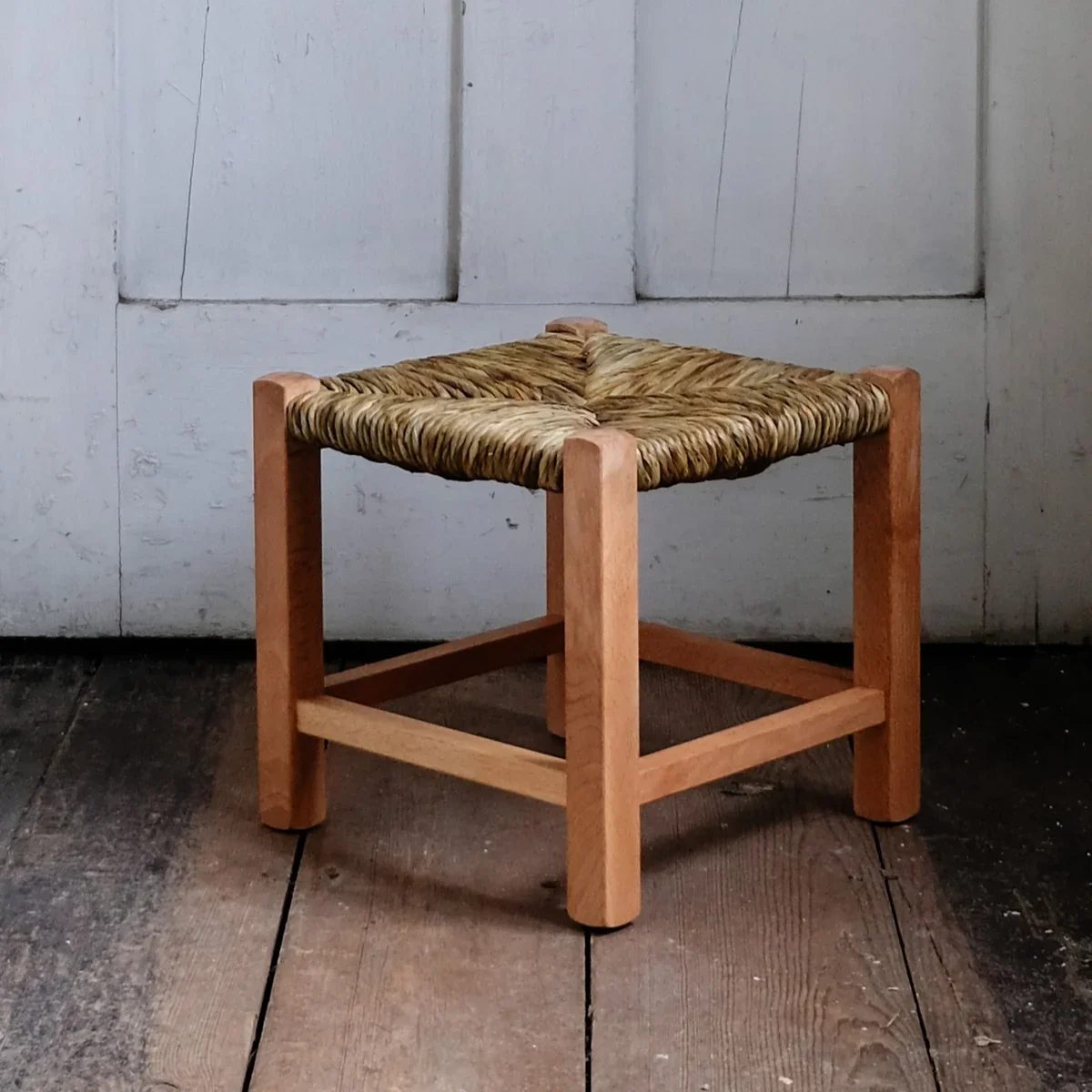S_Srushstool1.jpg.webp