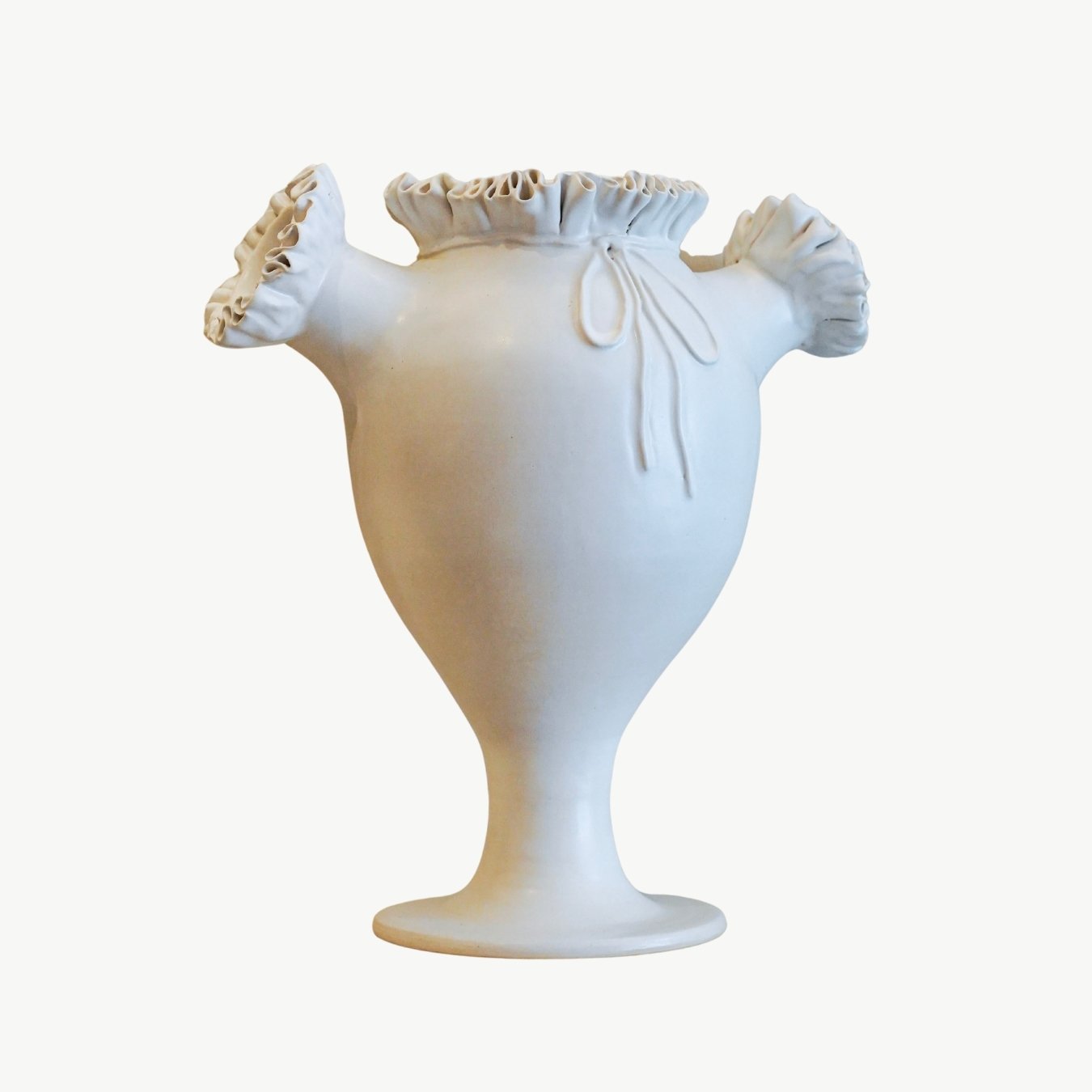 THE RUFFLE COLLAR TULIPIERE | Jess Ellis Ceramics