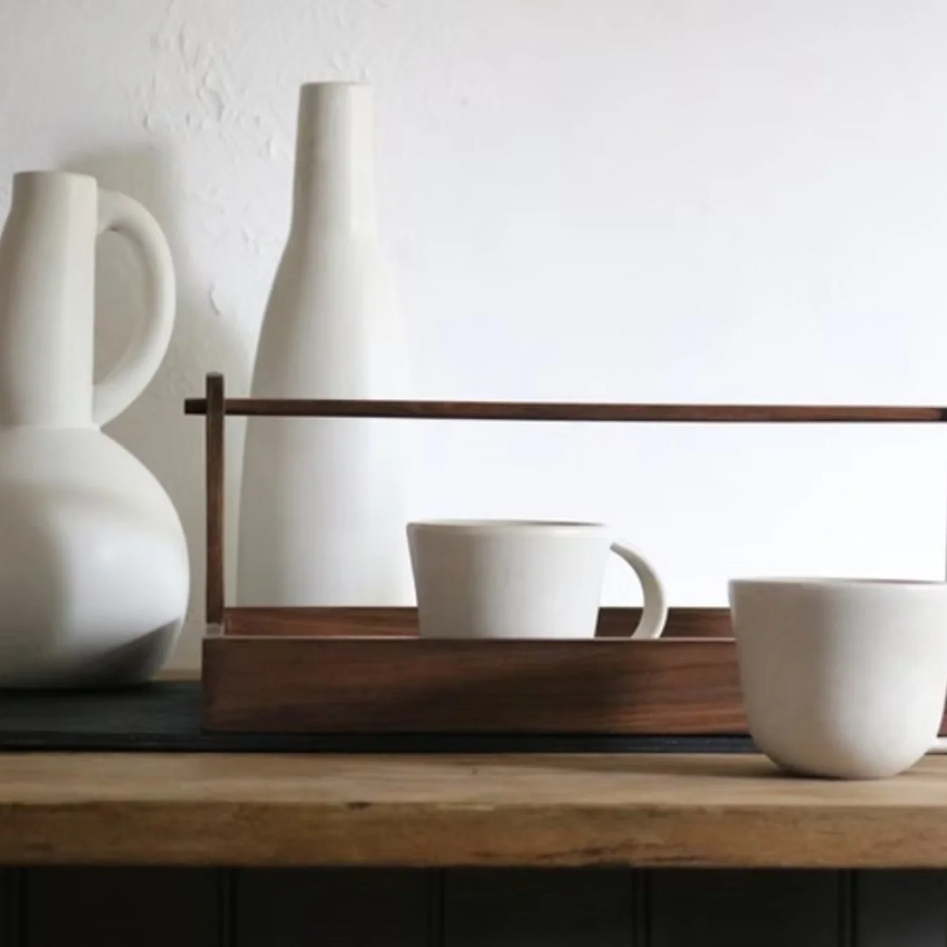 FLAVELL TRADING LAURA TRAY .jpg