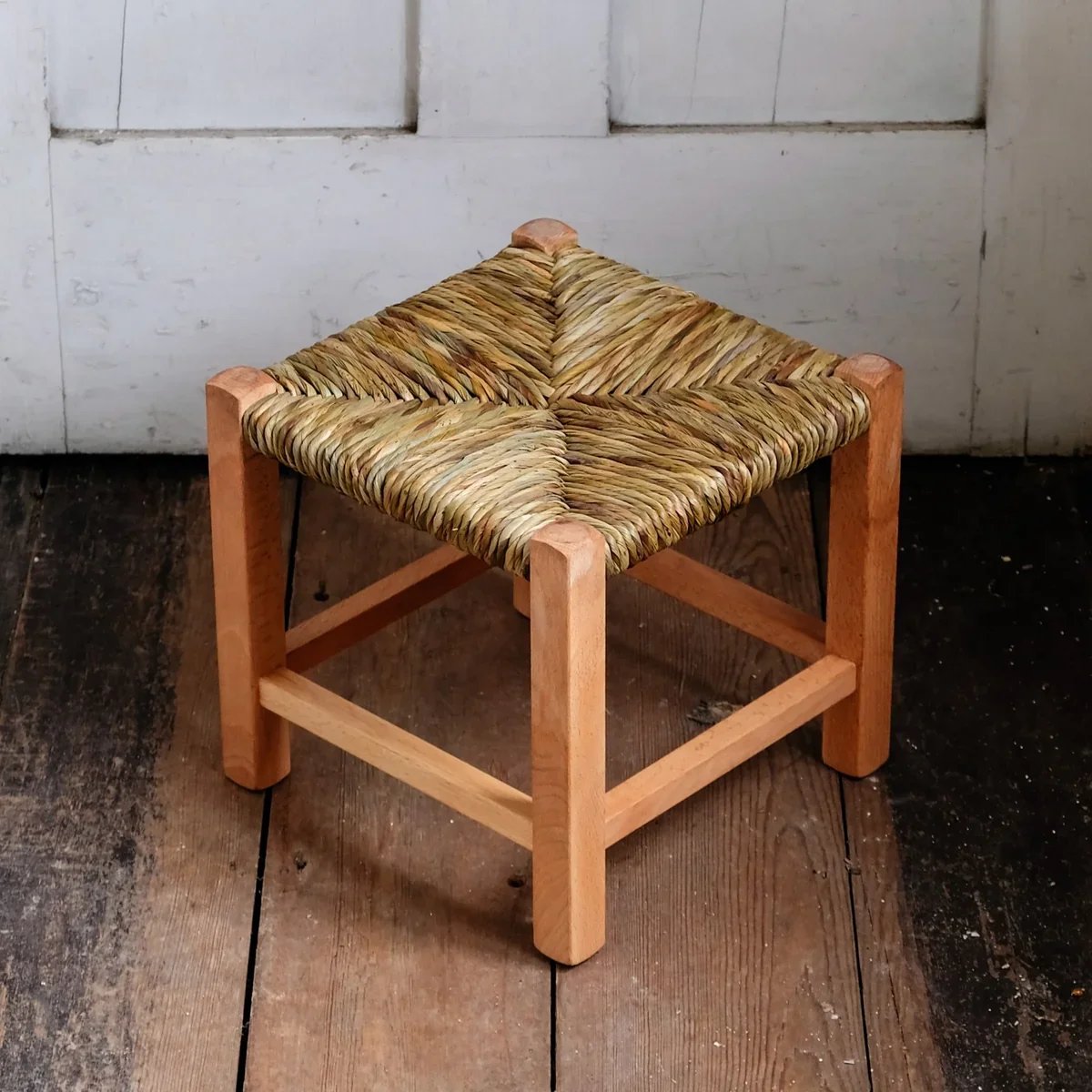 S_Srushstool2.jpg.webp