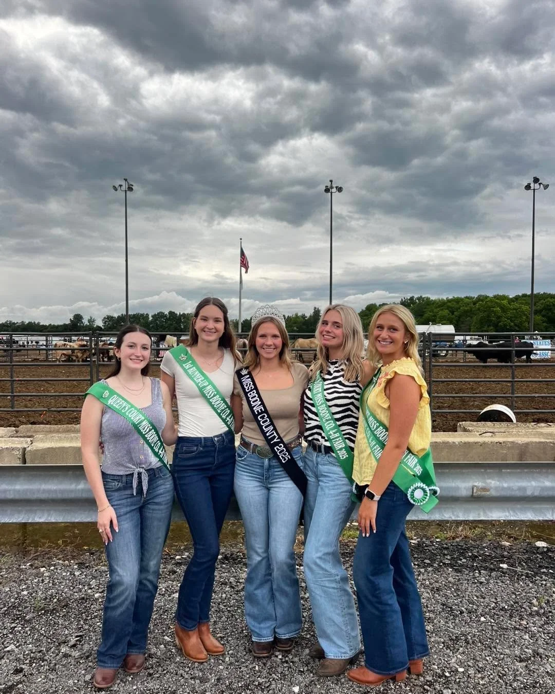 My court and I had a wonderful first day at the Boone County 4H fair! We started the day decorating our golf cart and attending the Utility Goat Costume contest! Next, we had the opportunity to try showing cattle in the open beef show. Thankfully Mis