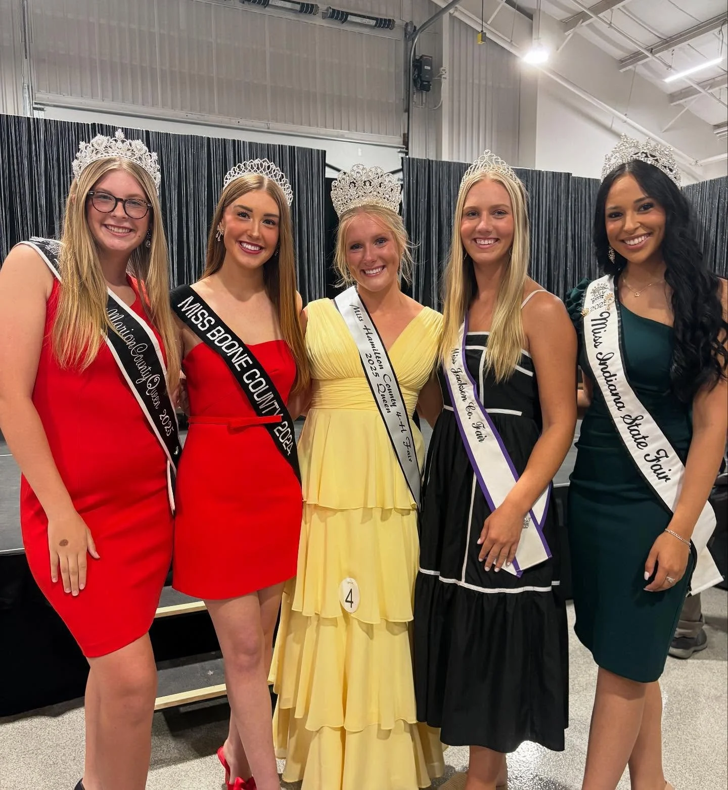 What a wonderful time it was getting to visit my neighbors over in Hamilton County last night for their Queen Contest! 👑 It was so lovely to see so many friends and fellow queens in the audience. Congratulations to the new Miss Hamilton County, Soph