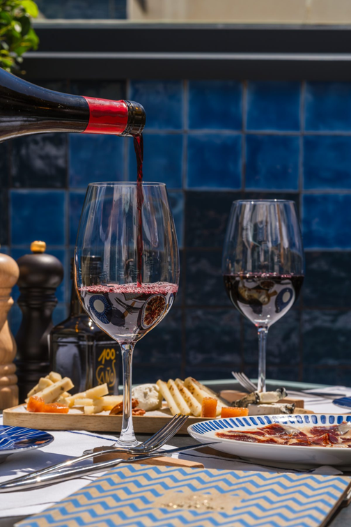 WINE.png