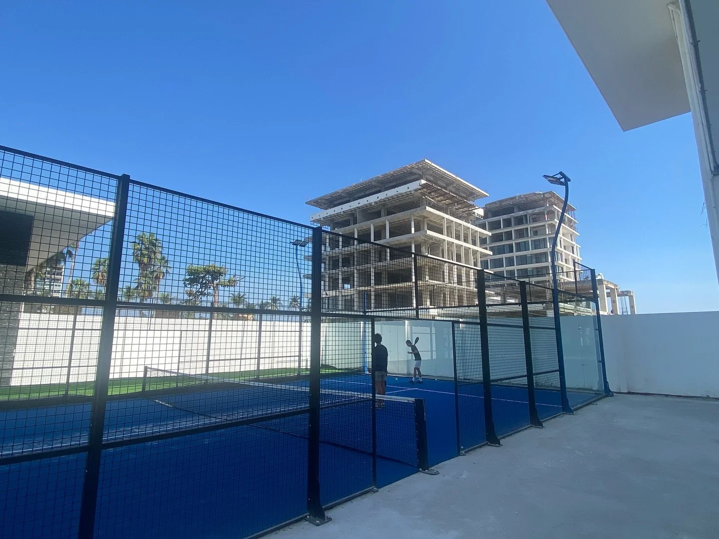 Vaxta Padel en #acapulcodiamante.
Panor&aacute;mica, estructura negra, postes esquineros azules.
Condominio Peninsula.

Dise&ntilde;o, solidez, durabilidad, resistencia.

Cotiza tu cancha con nosotros hoy!

#padel #padelm&eacute;xico #padeladdict #ca