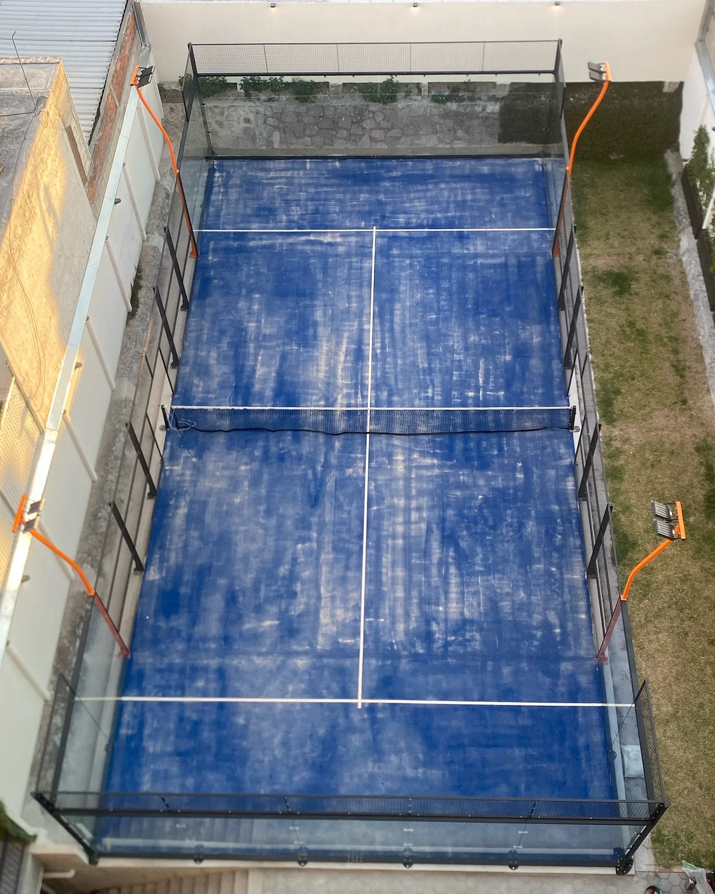 Vaxta Padel en Naucalpan, Edomex
Condominio Quiero Casa Lomas Verdes.
Panor&aacute;mica negra con postes naranjas.
Cont&aacute;ctanos y cotiza tu cancha de p&aacute;del.

#padel #construccion #canchadepadel #inmobiliaria #proyectos #deportes #padelti