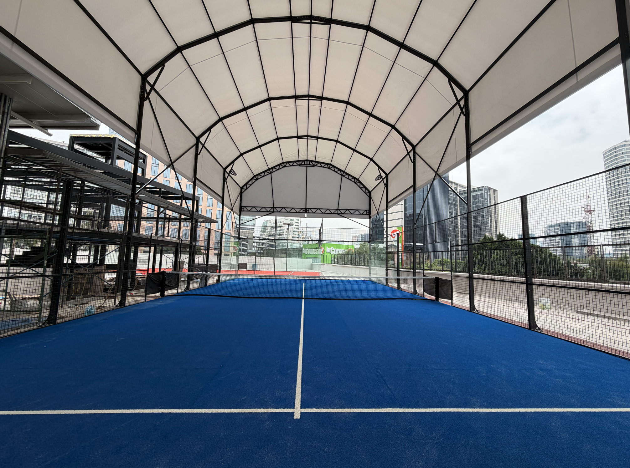 Cancha Panorámica con cubierta integrada. instalada en Ciudad de México