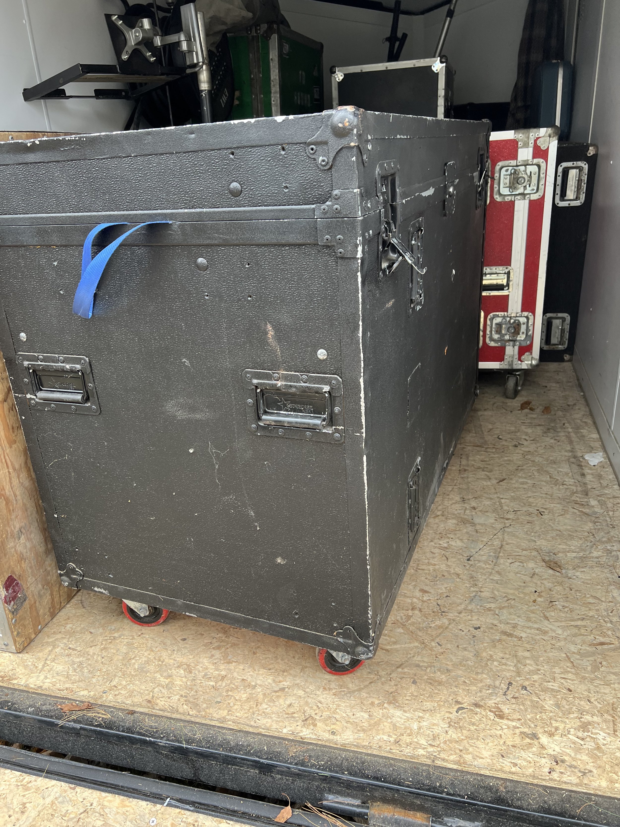 BLACK ROLLER $200