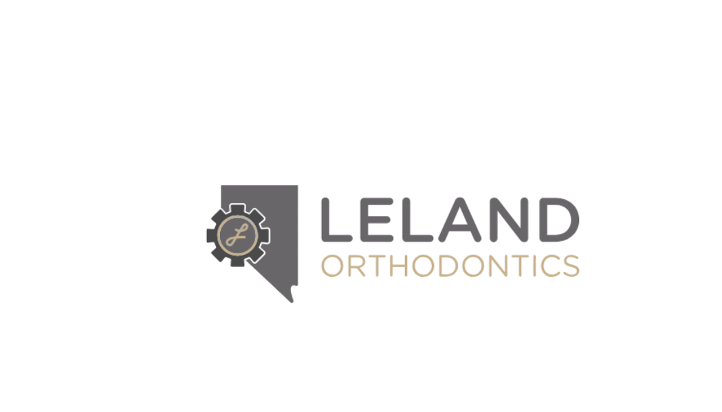 Logo with a gear icon featuring a cursive letter 'L' and the text 'LELAND CHOPPERS'