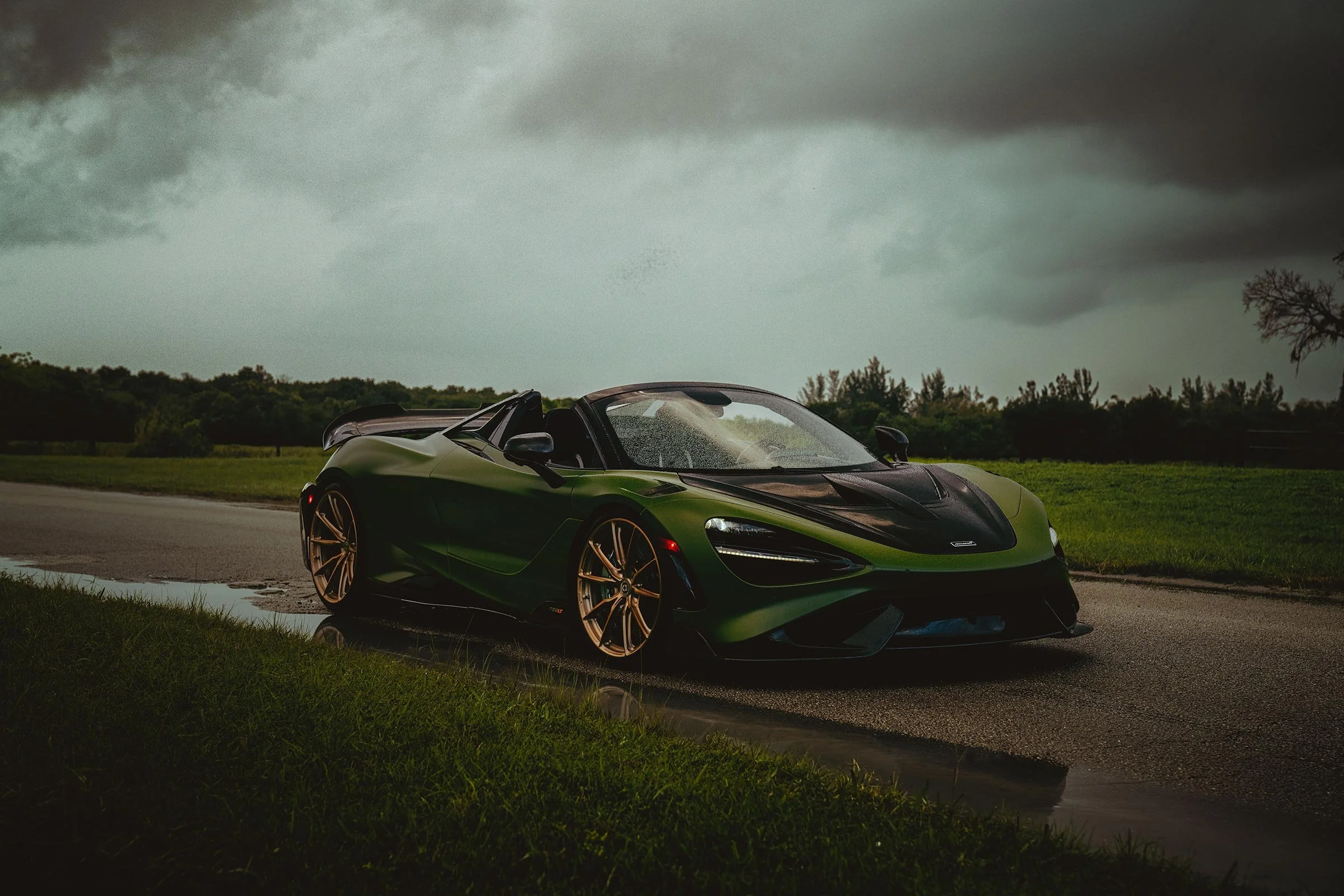 Mclaren_765LT_Spider_Satin_Urban_Green_HRE-19.jpg