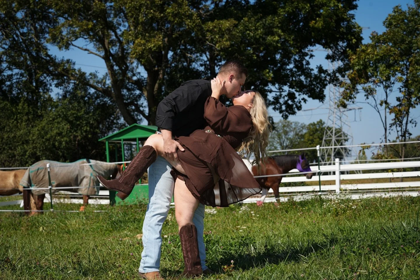 So thankful to be able to attend, capture, and share these unforgettable moments. Congratulations to you both!
#weddingphotography #supriseengagement