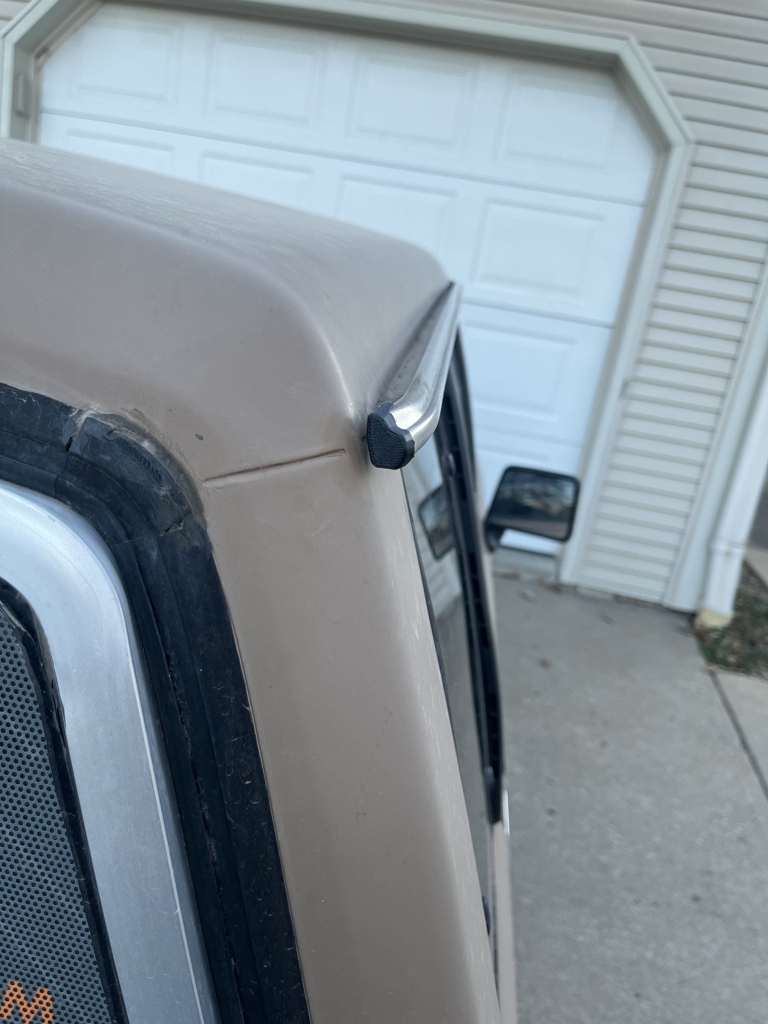 Nissan 720 Gutter Trip Cap 4.jpeg