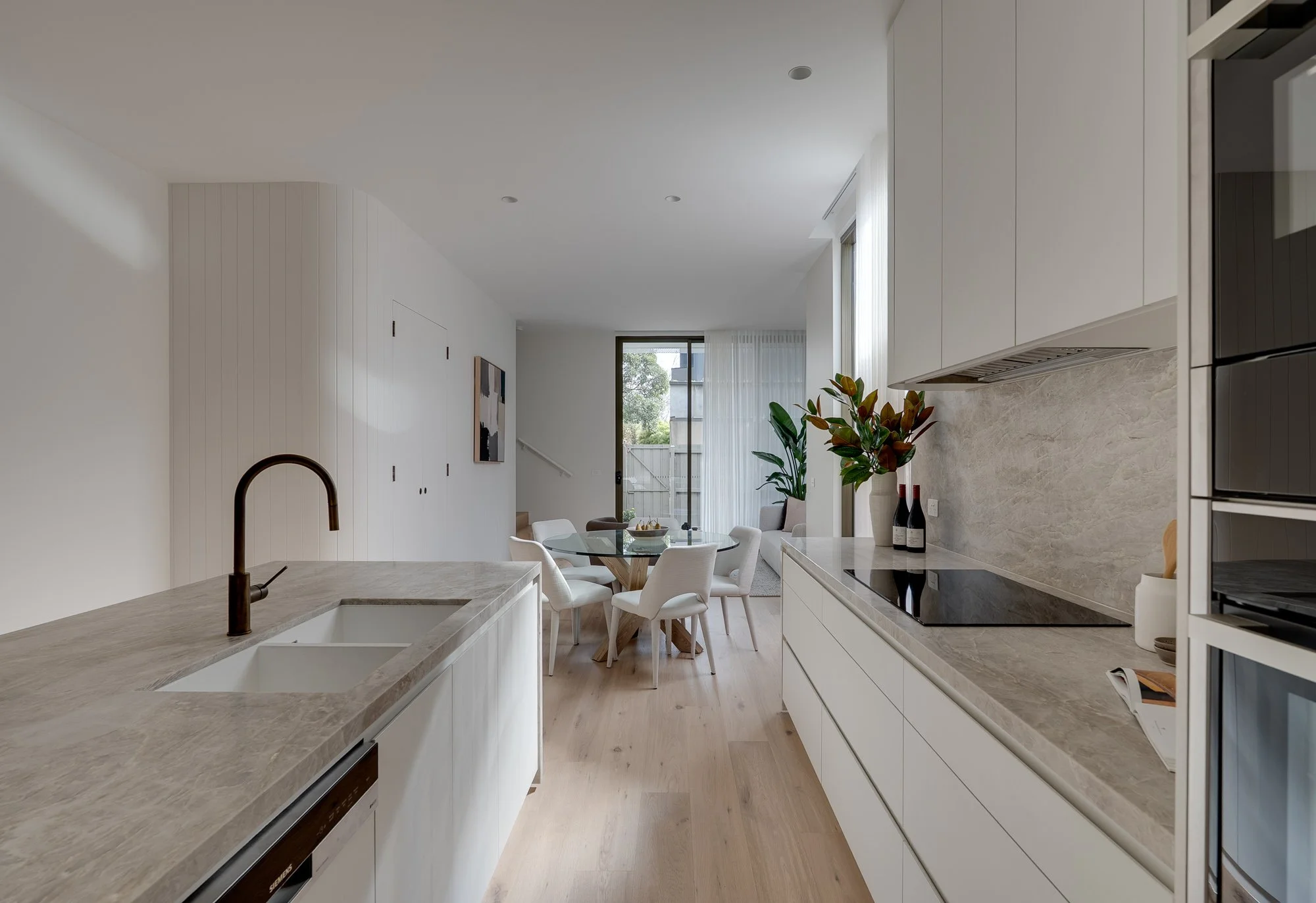 Kitchen_In.jpg