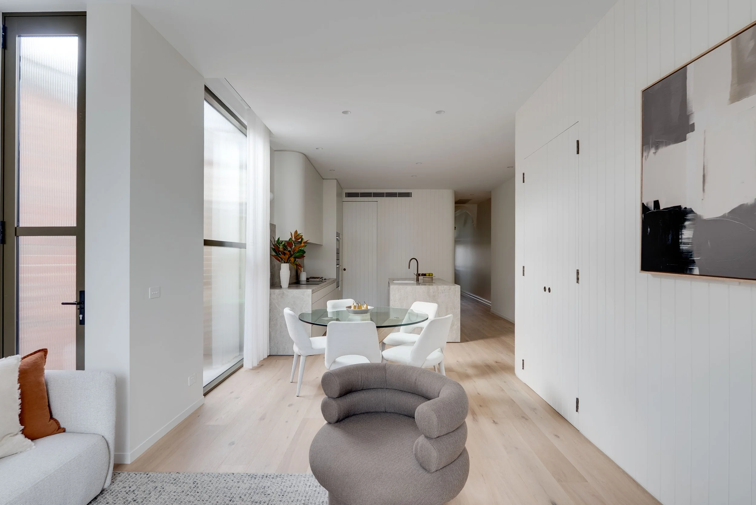 Lounge_Room.jpg