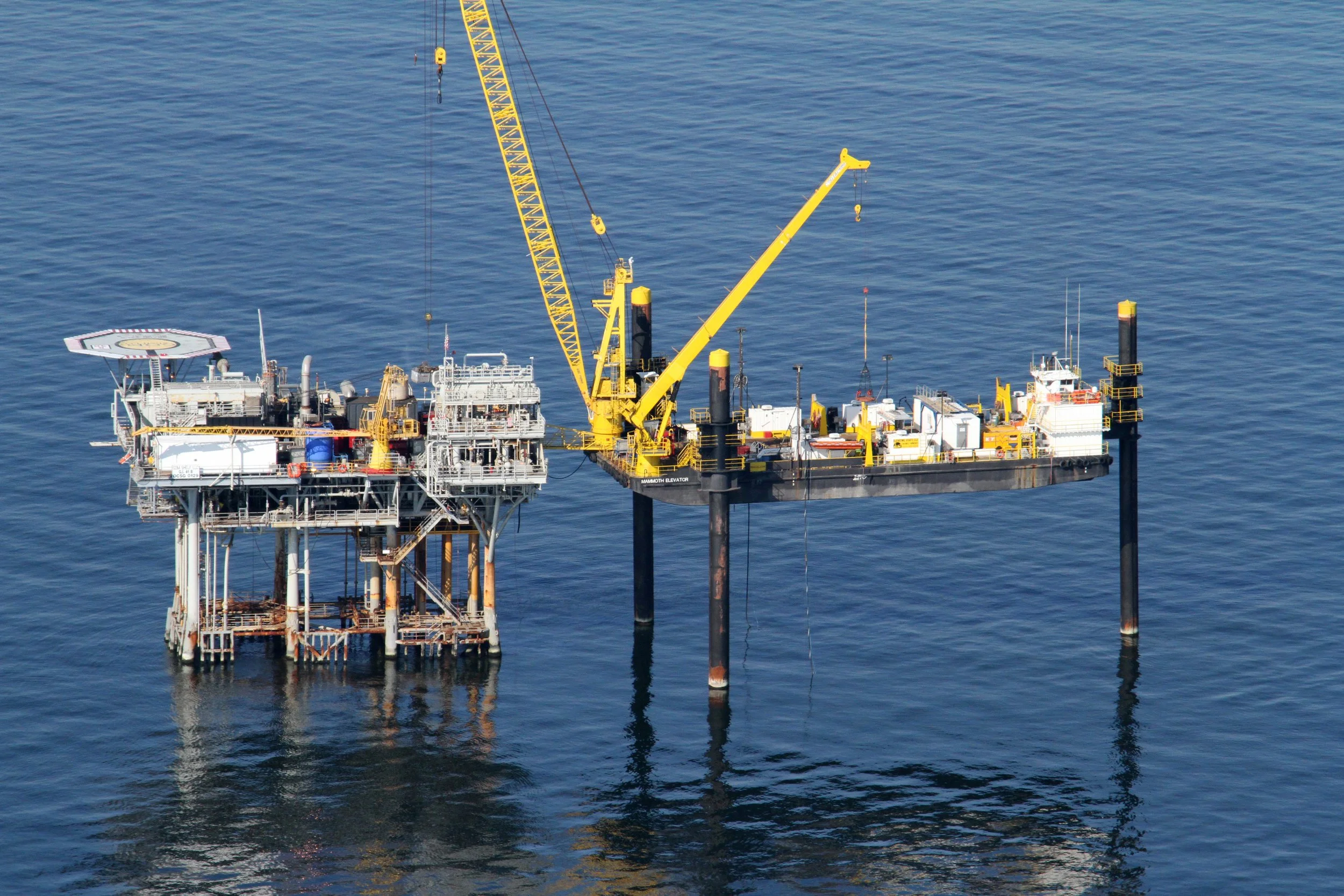 The_Austin_Photographer_SeaPlane_EBI_Liftboat_IMG_0908.jpg