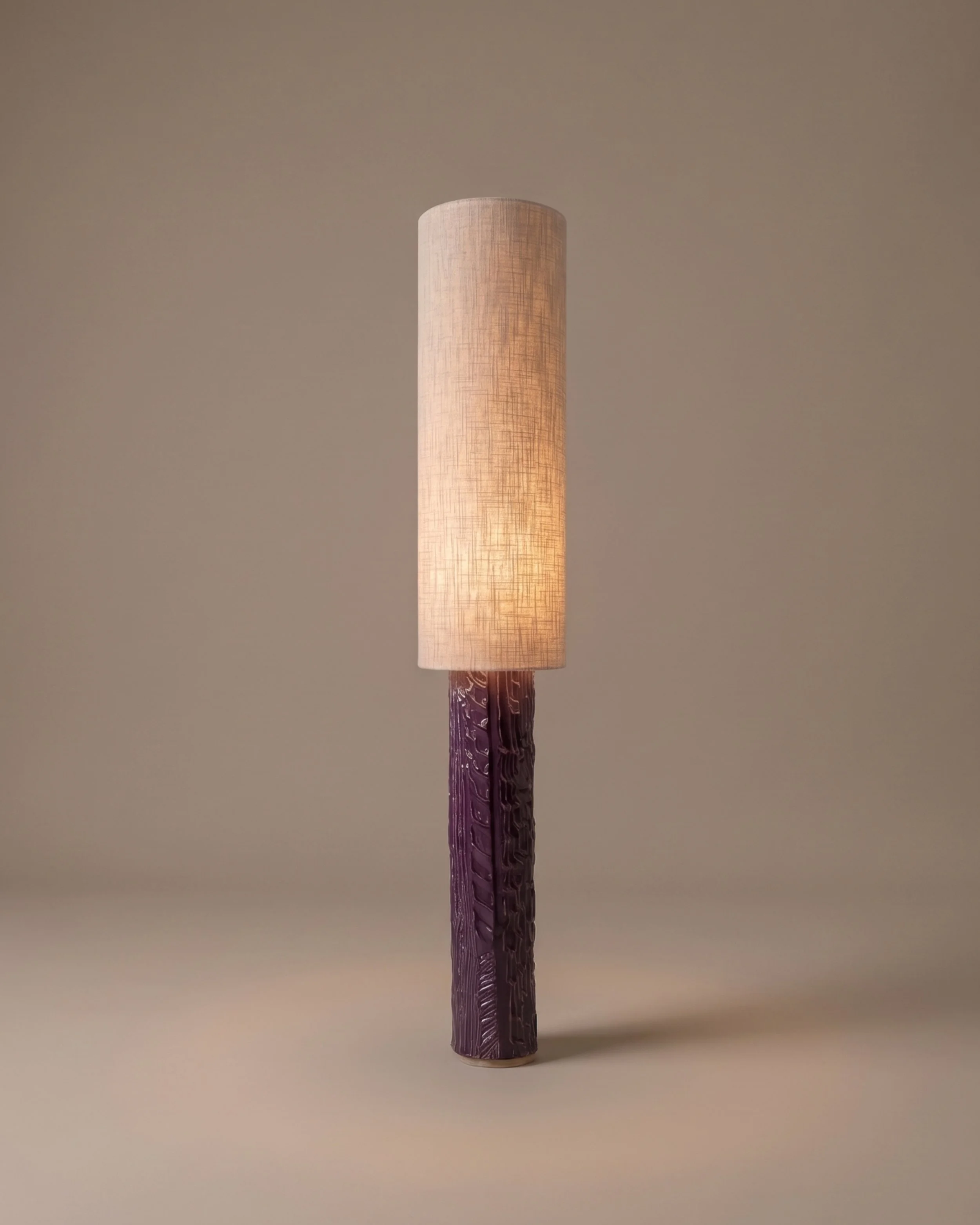 In'ei Lamp - Burgundy