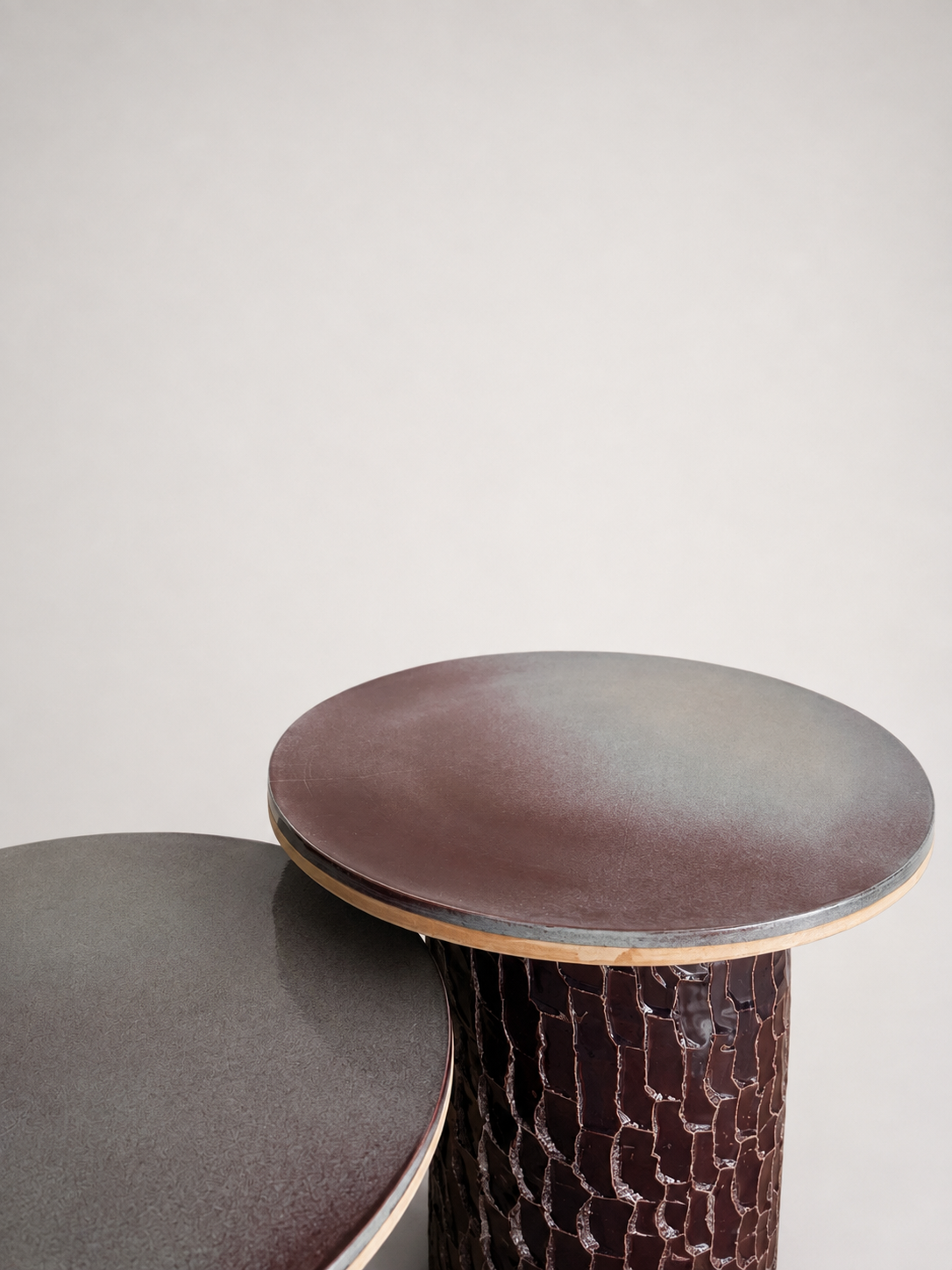 INEI - BURGUNDY - COFFEE TABLE -  (2).png