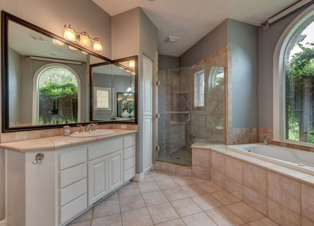 Screenshot_20210805-231533_Zillow.jpg