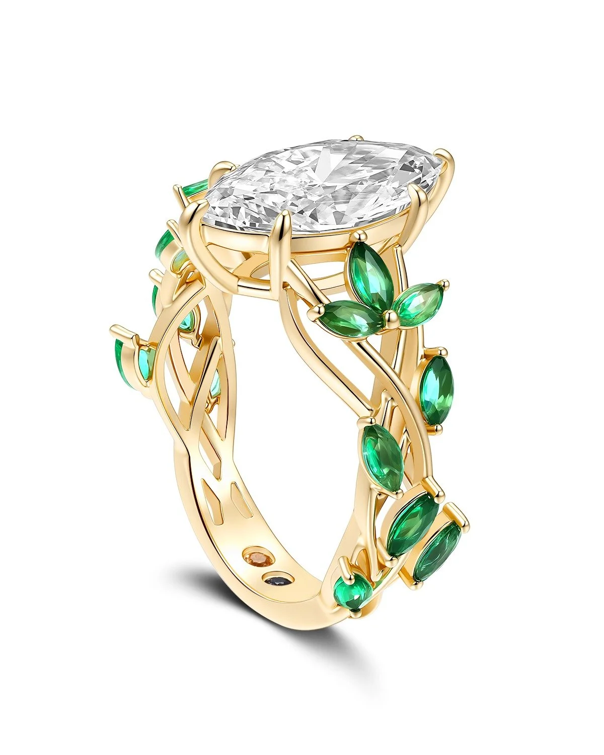 A nature inspired custom engagement ring that tells your own stories
#jewelrydesigner #customjewelry #finejewelry #engagementring #danielyujewelry