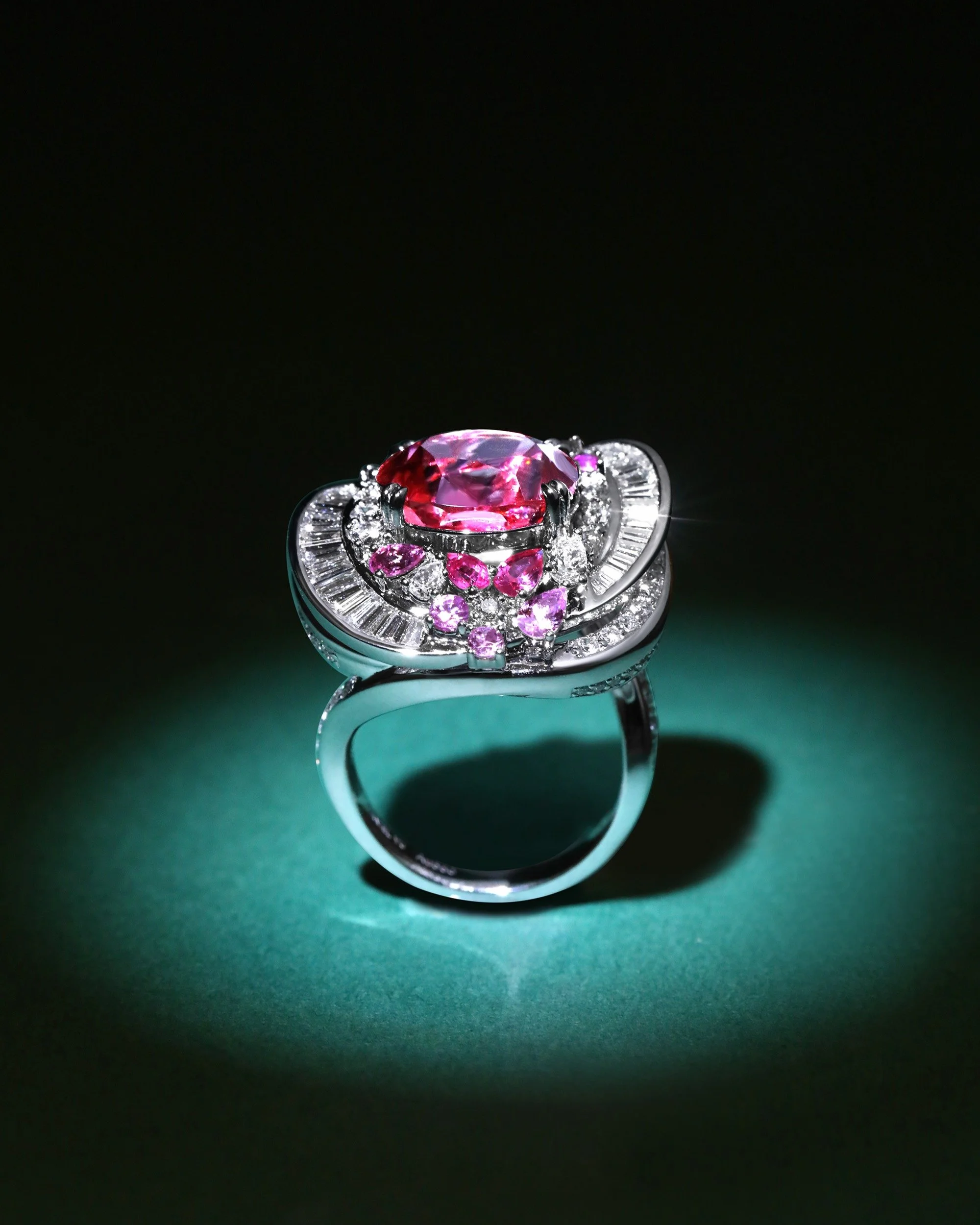 My work is live on auction June 10th 12PM EST at Phillips Auction House. @phillipsauction @phillipsjewels

Catch me there.

#jewelrydesigner #finejewelry #danielyujewelry #customjewelry #highjewelry