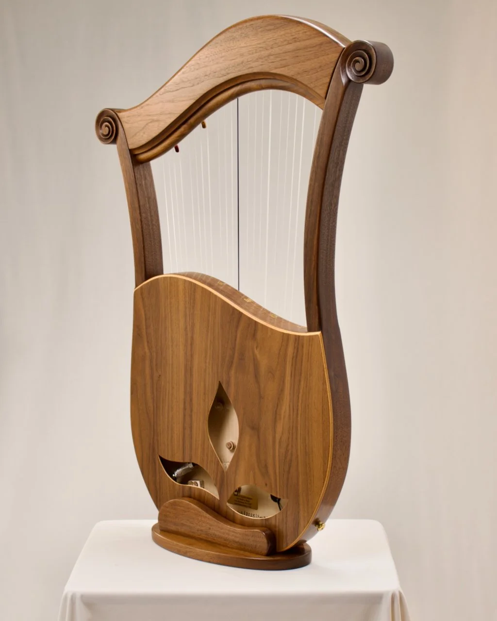 Bass Chord Harp | Walnut 2.jpeg