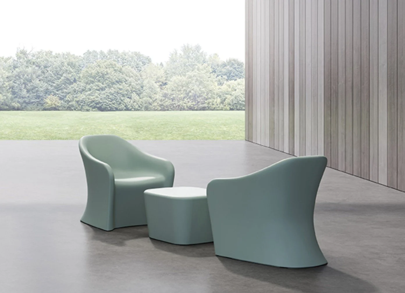 Stance Flo Occasional Table