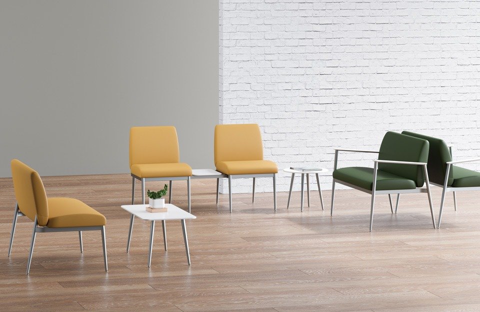 Stance Spry Table