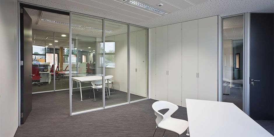 Metwall Glass Wall System