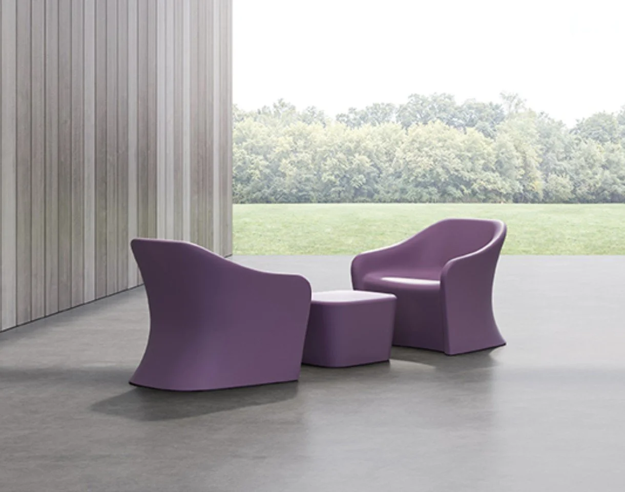 Stance Flo Occasional Table