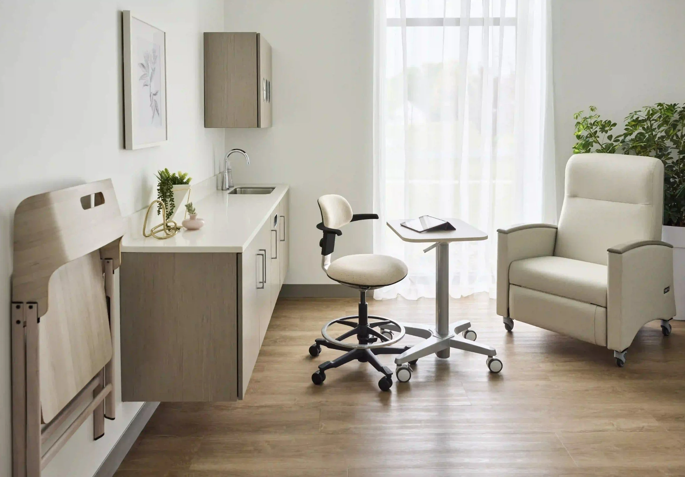 Interwoven Alterna Casework