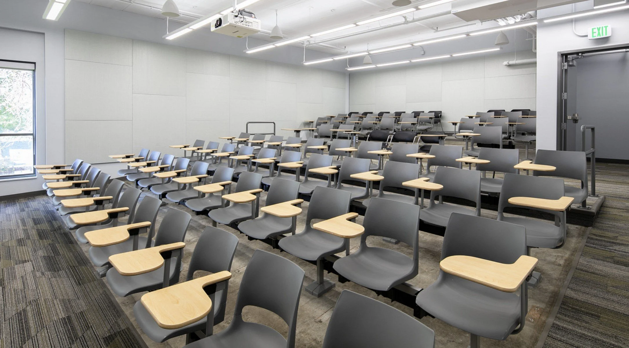 KI Sequence Fixed Seating