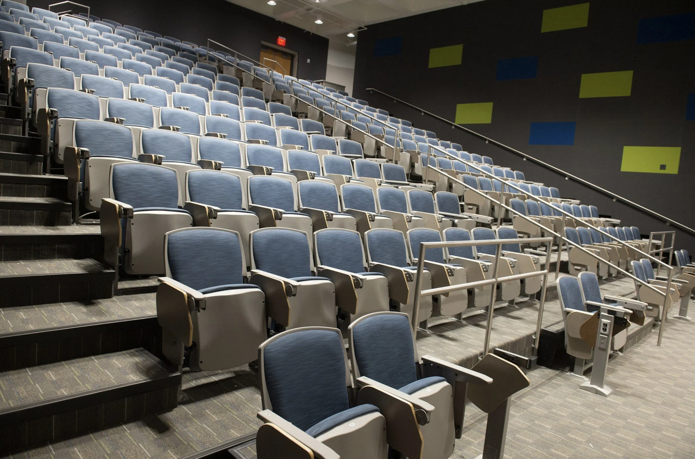 KI Lancaster® Auditorium Seating