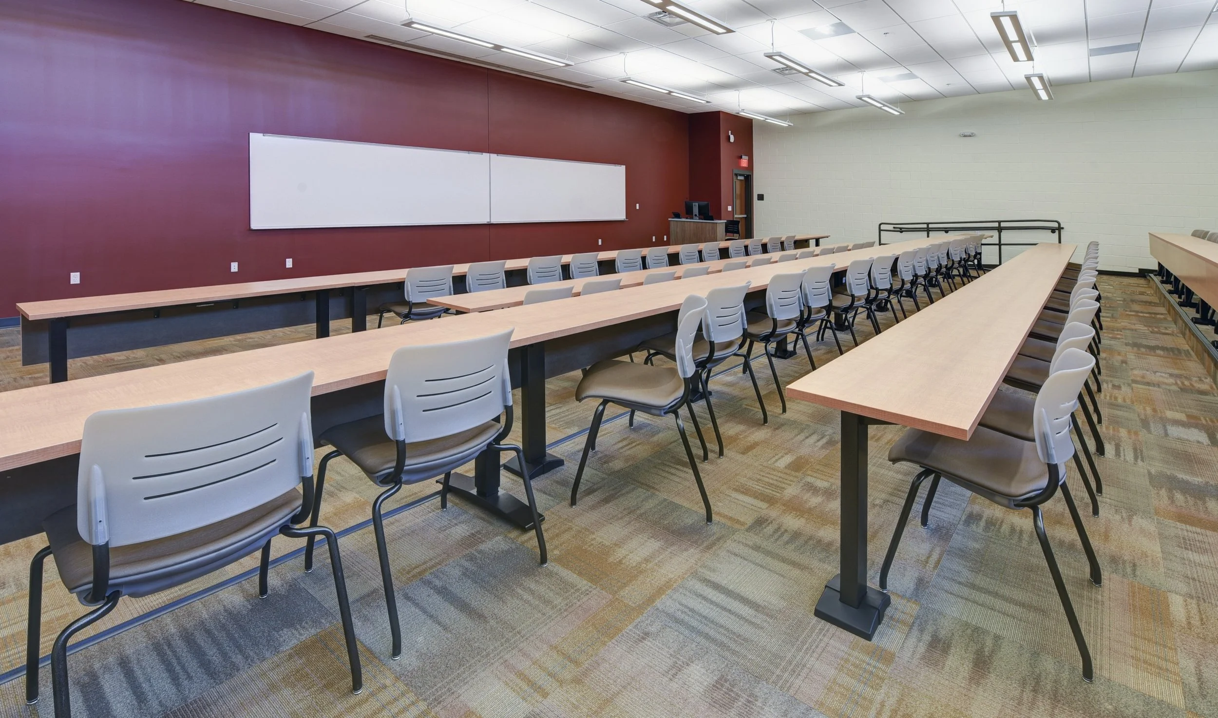 KI Seminar Fixed Table