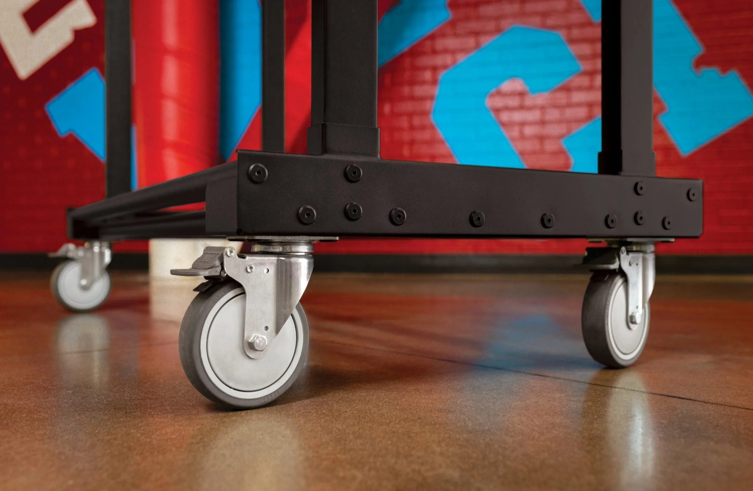 Marco Bandstor Encore™ Mobile Uniform Rack