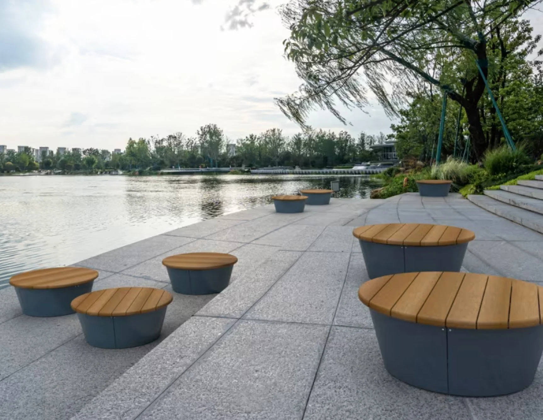 Botton+Gardiner Connect Collection