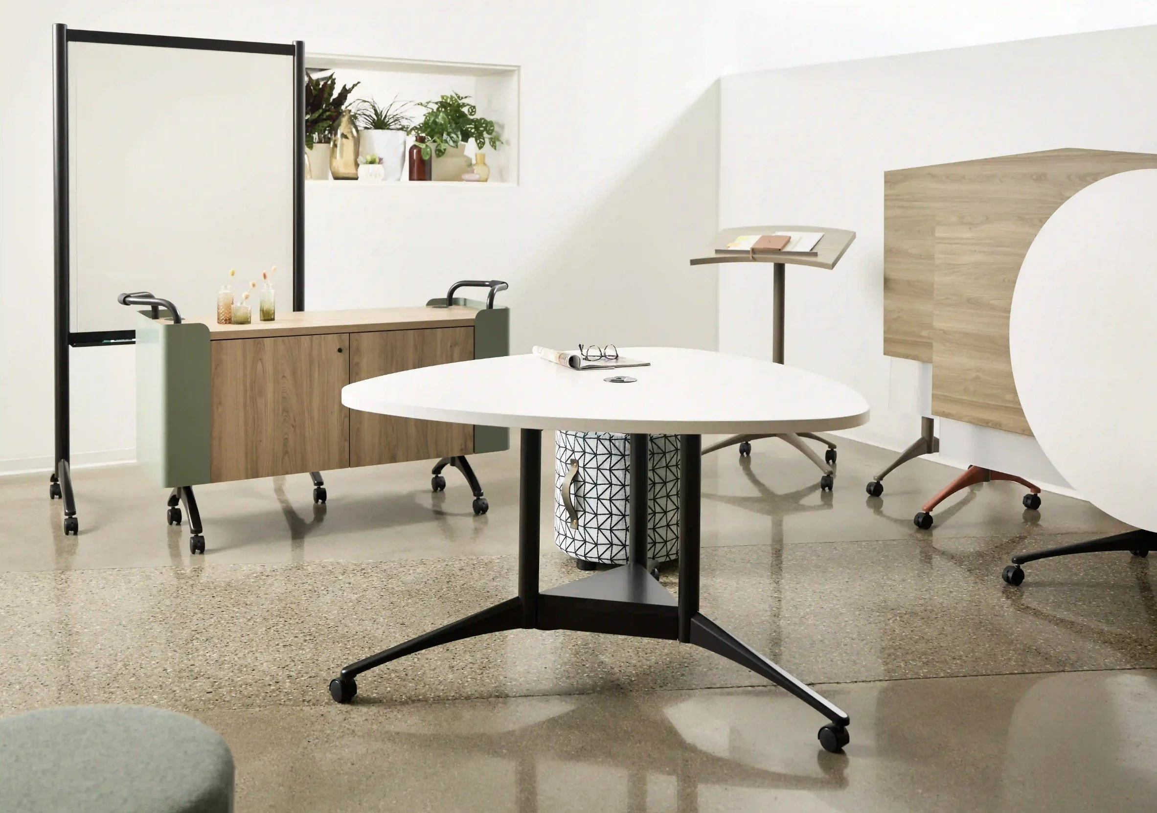 National Zing Table Collection